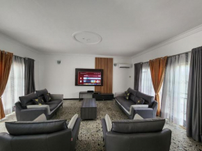 Cheerful 3 bedroom villa near Benin Golf Course
